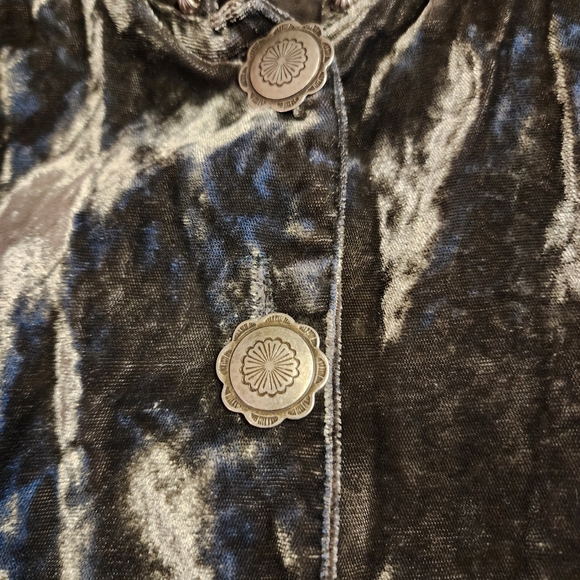 Double D Ranch Wear Studded Concho Green Crushed Velvet Vest | Size Medium - Picture 8 of 12